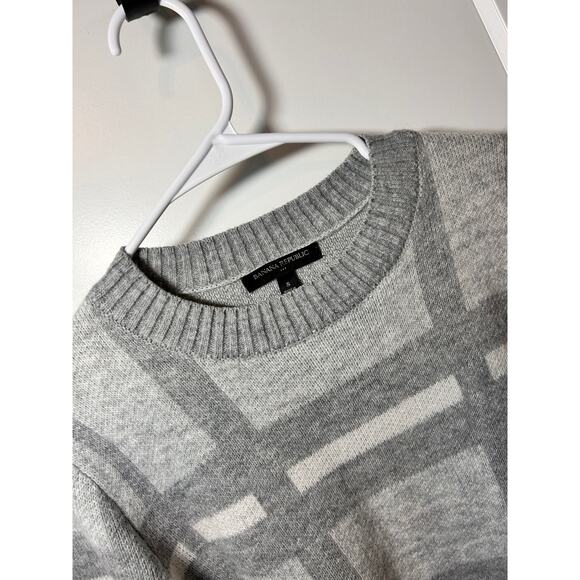 Banana Republic Womens Plaid Crew Neck Knit Sweater Casual Gray White Size Small - Picture 3 of 8
